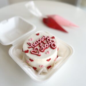 Decorate-Your-Own Bento Cake